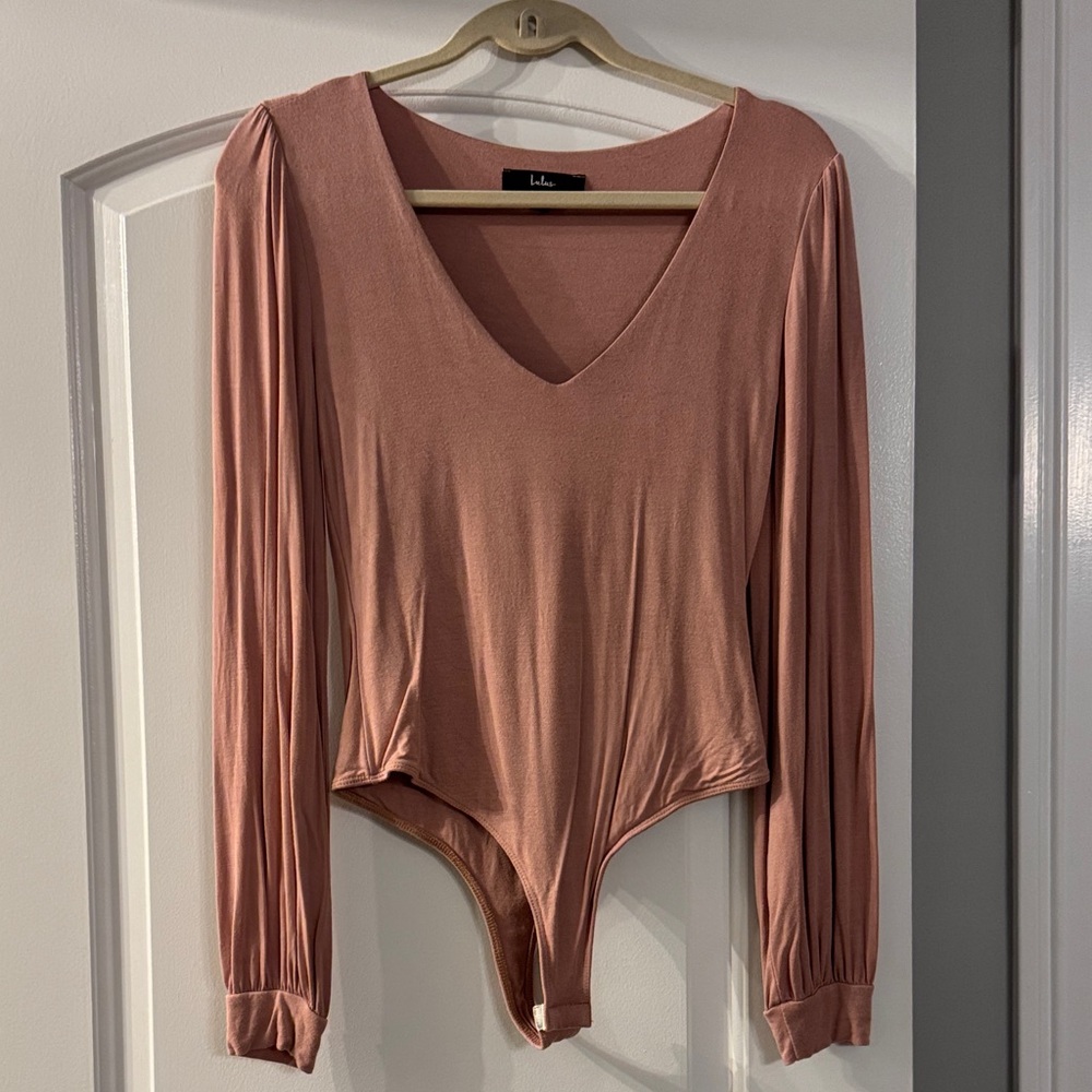 Lulu's Dusty Rose V-Neck Bodysuit